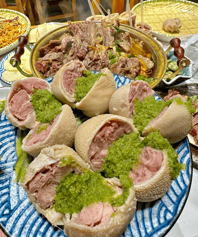 核心景区行程详解附西北胡杨林亲子游贴士与美食推荐一文搞定！pg电子平台国庆出行西北胡杨林六天五晚旅游攻略：额济纳旗(图3)