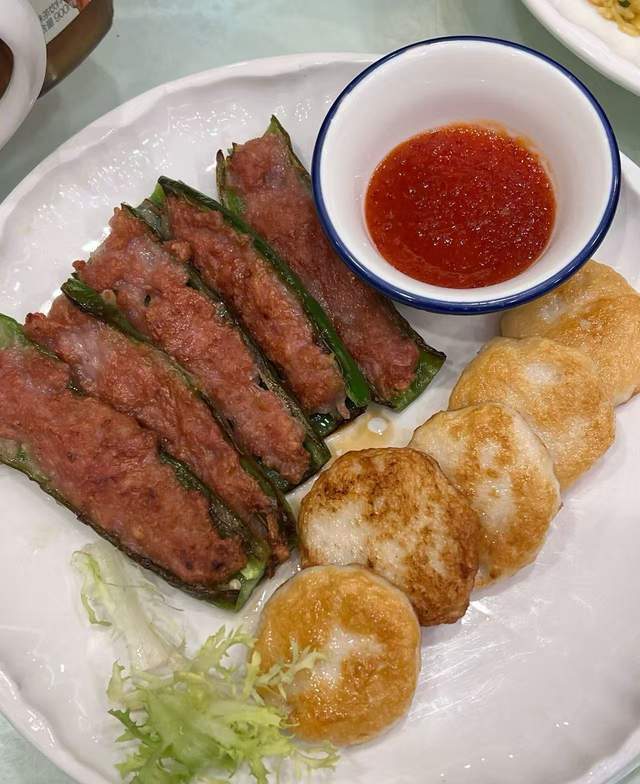 开了快40年的老店特色菜吃撑了！pg电子免费模拟器游戏广州这家(图7)